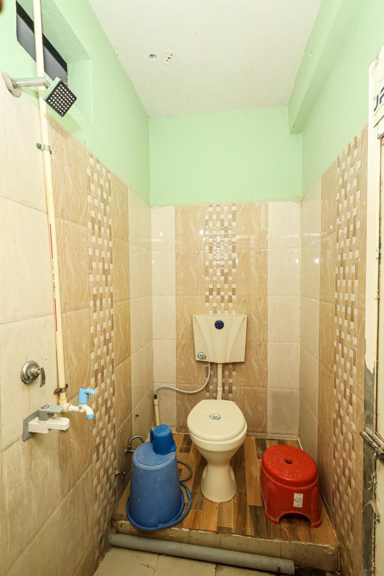 Rai Guest House Уджайн Екстериор снимка